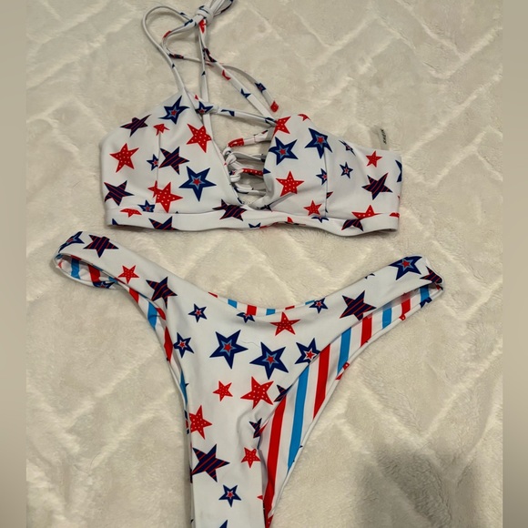 Women's/Teen's  - 2 Piece Bikini - Red, White & Blue - Size Small NWT - Picture 4 of 7
